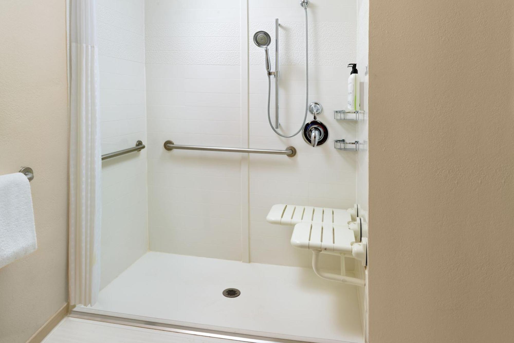 Hotel Fairfield & By Marriott Buckhead